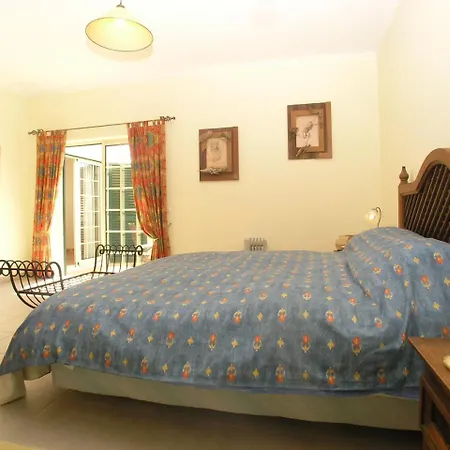 Sleeps 8 Pool Wifi Villa *