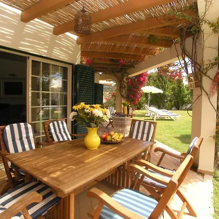 Sleeps 8 Pool Wifi Villa